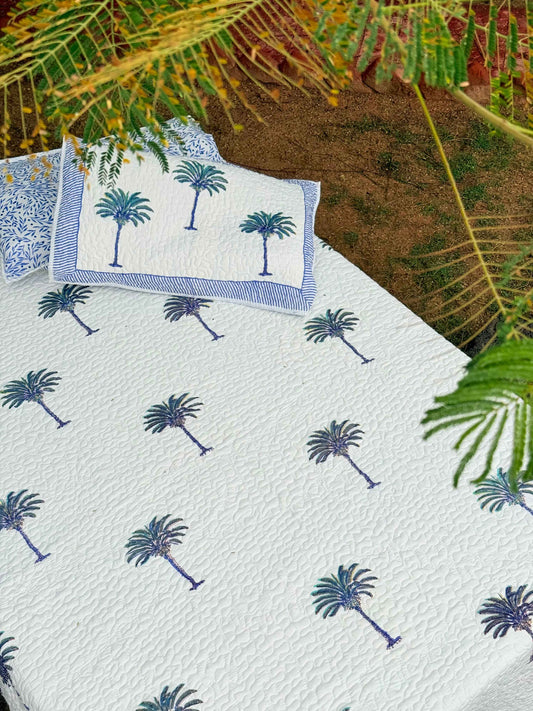 Sky Blue Palm Polka Bedcover - The Comfy Dreams