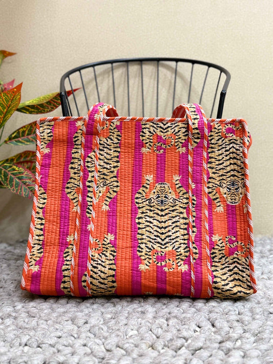 Tote Bag with set of 3 Pouches - The Comfy Dreams