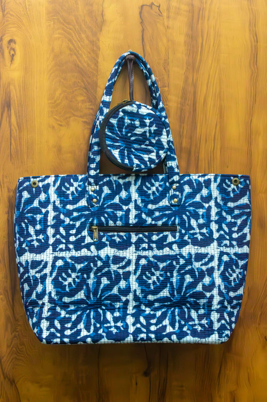 Tote Bag with set of 3 Pouches - The Comfy Dreams