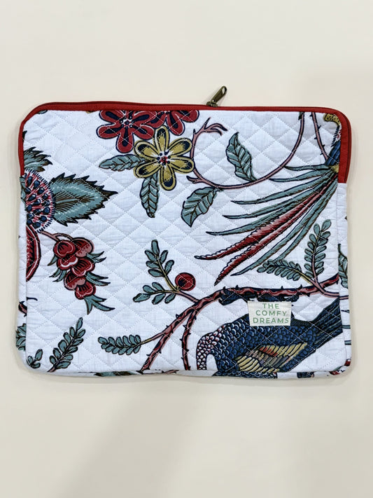 Chirp & Bloom Sleeve Quilted Seelve Bag - The Comfy Dreams