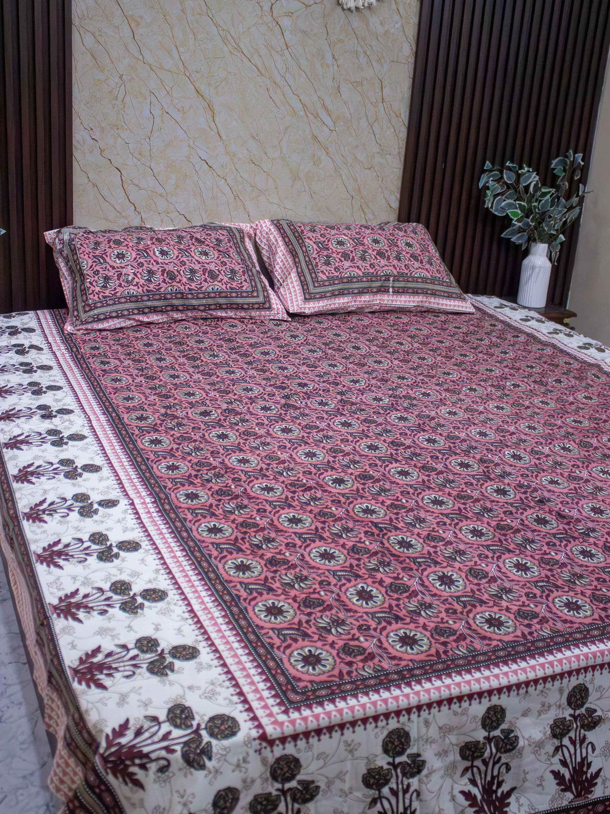 Red Motif Bedsheet