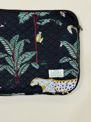 “Tropical Safari Quilted Laptop Sleeve Bag - The Comfy Dreams