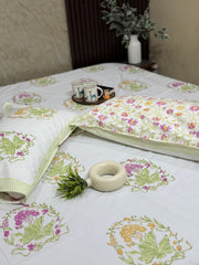 Blossom Harmony Premium Hand Block Bedsheet - The Comfy Dreams