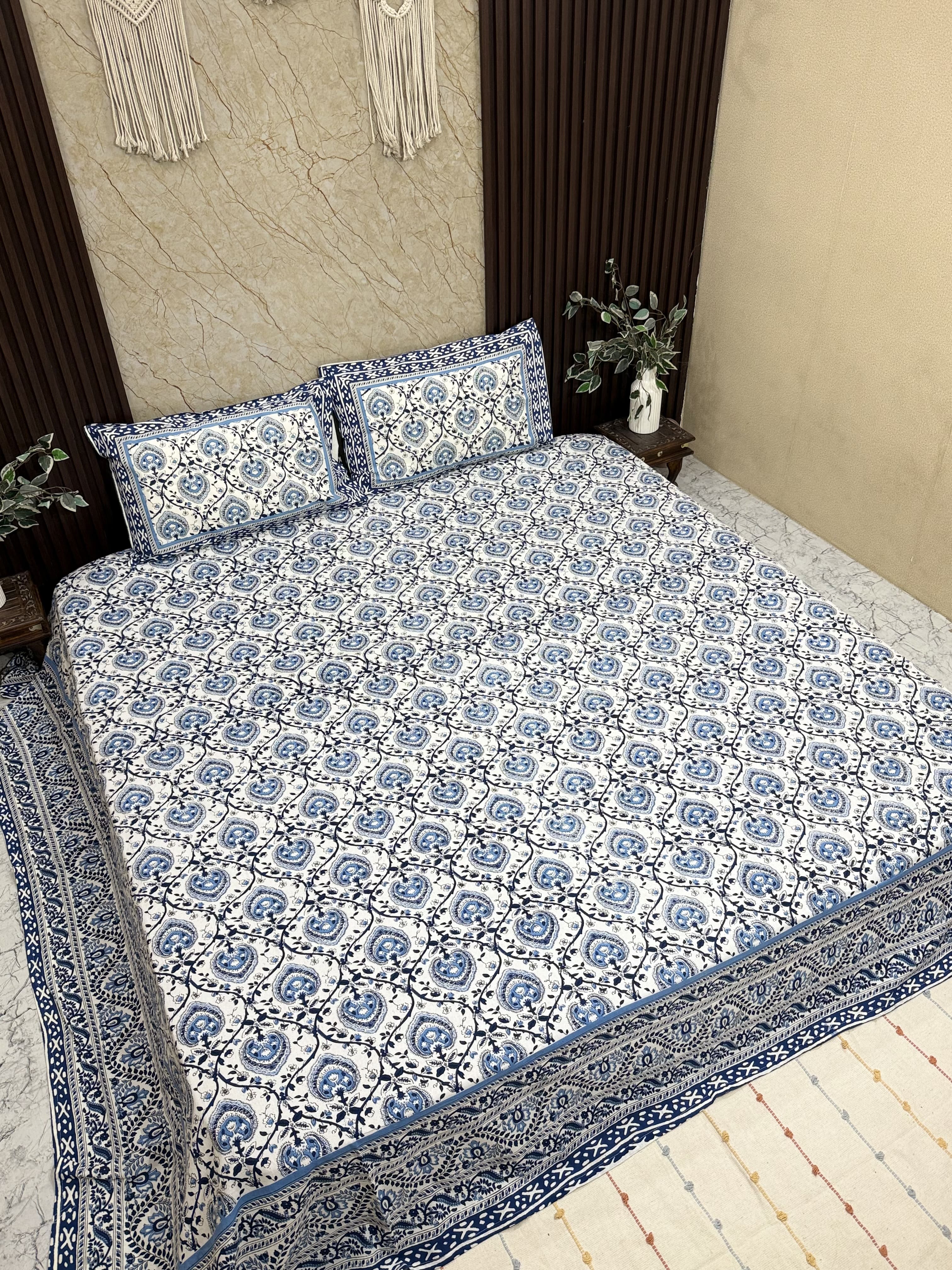 Royal Petal Elegance Premium Bedsheet - The Comfy Dreams