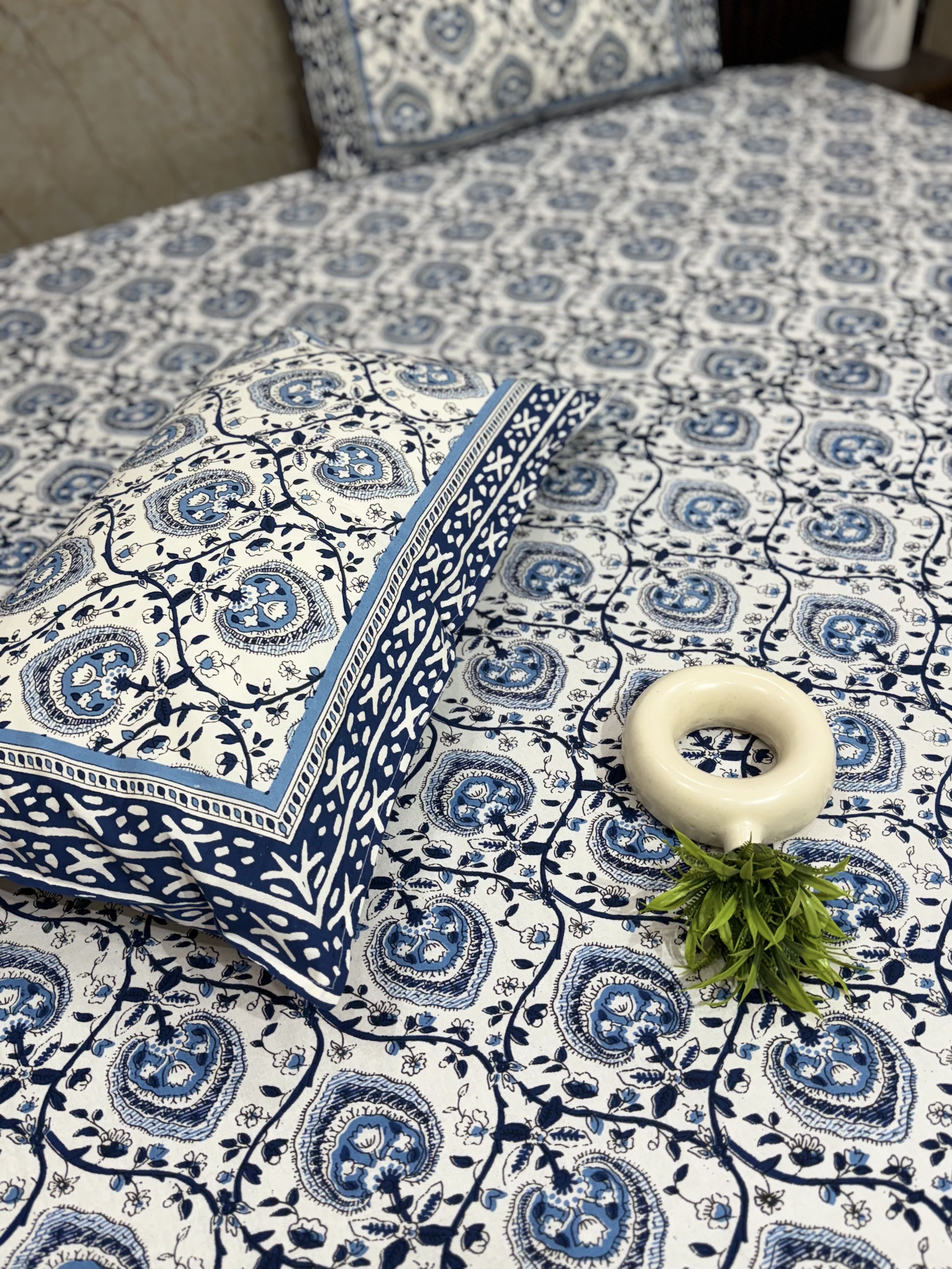Royal Petal Elegance Premium Bedsheet - The Comfy Dreams